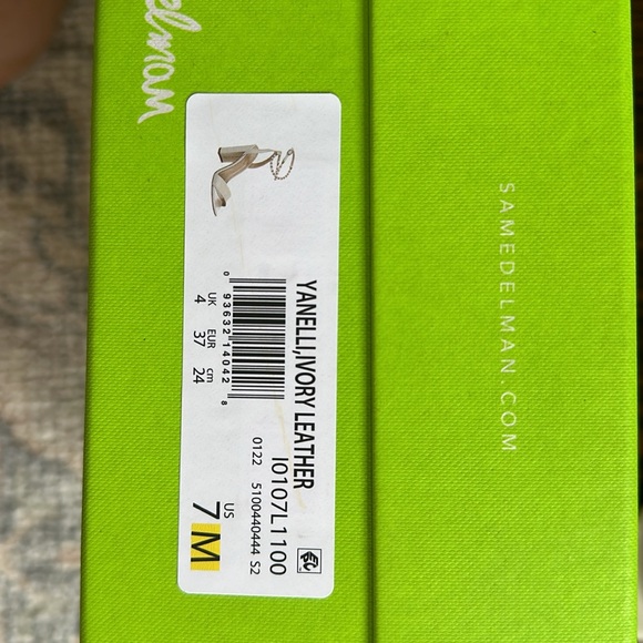 ⭐️NWT Sam Edelman Yanelli Ivory Leather Block Heels - Picture 10 of 10